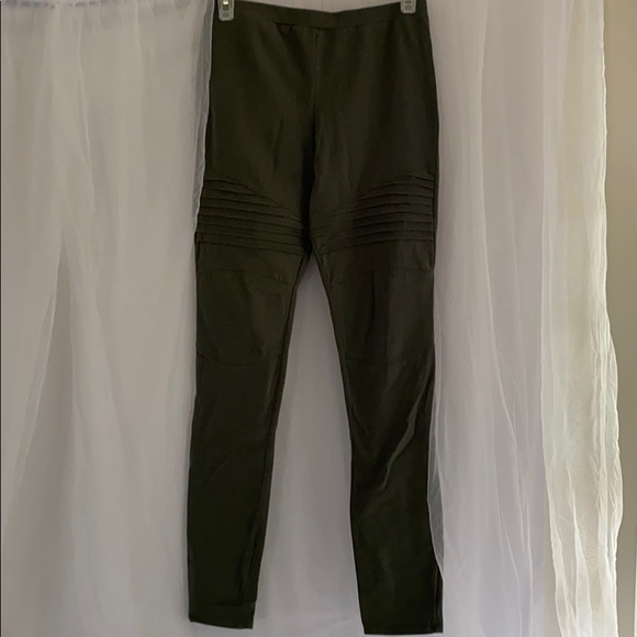 Girl’s Moto Olive Leggings - Art Class - Picture 2 of 6